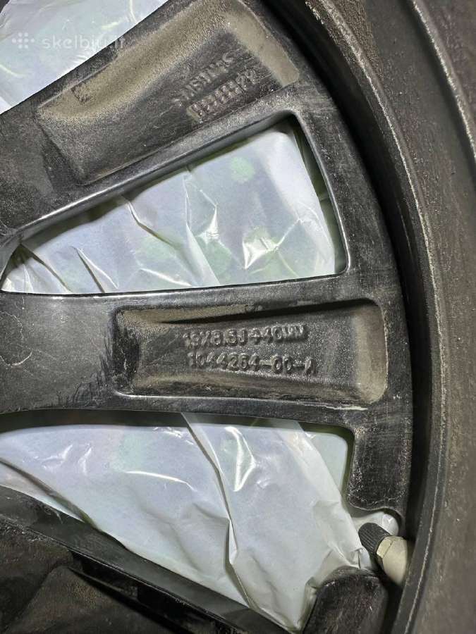 Tesla model 3 originalus R19 ratlankis 1044264-00 - nuotraukos Nr. 2