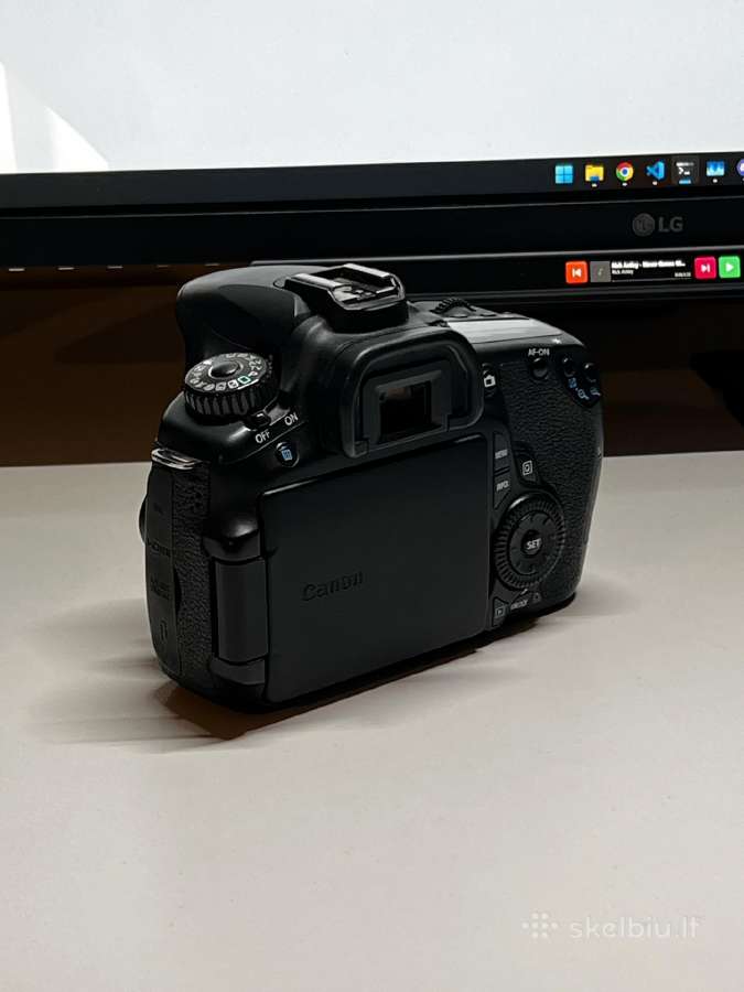Canon EOS 60d + 3 akumuliatoriai (Rida tik 34k) - nuotraukos Nr. 3