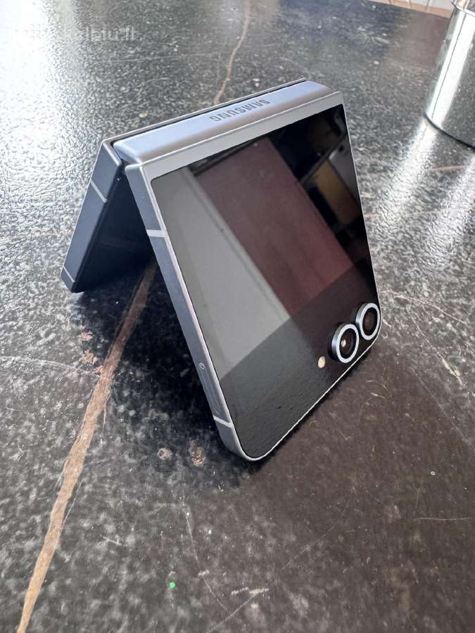 Samsung Z Flip 6 256 GB - nuotraukos Nr. 3