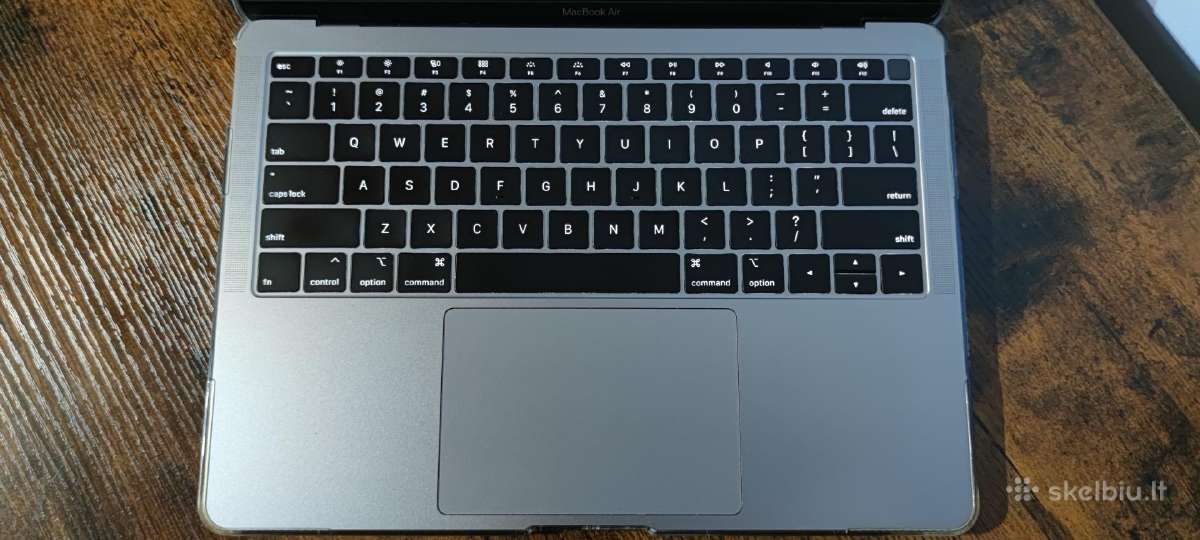 MacBook Air 13 2019, Retina,142 ciklai, Space Grey - nuotraukos Nr. 4