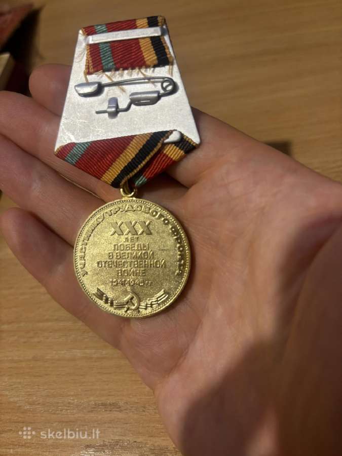 Tarybiniai ženkliukai ir medaliai - nuotraukos Nr. 20
