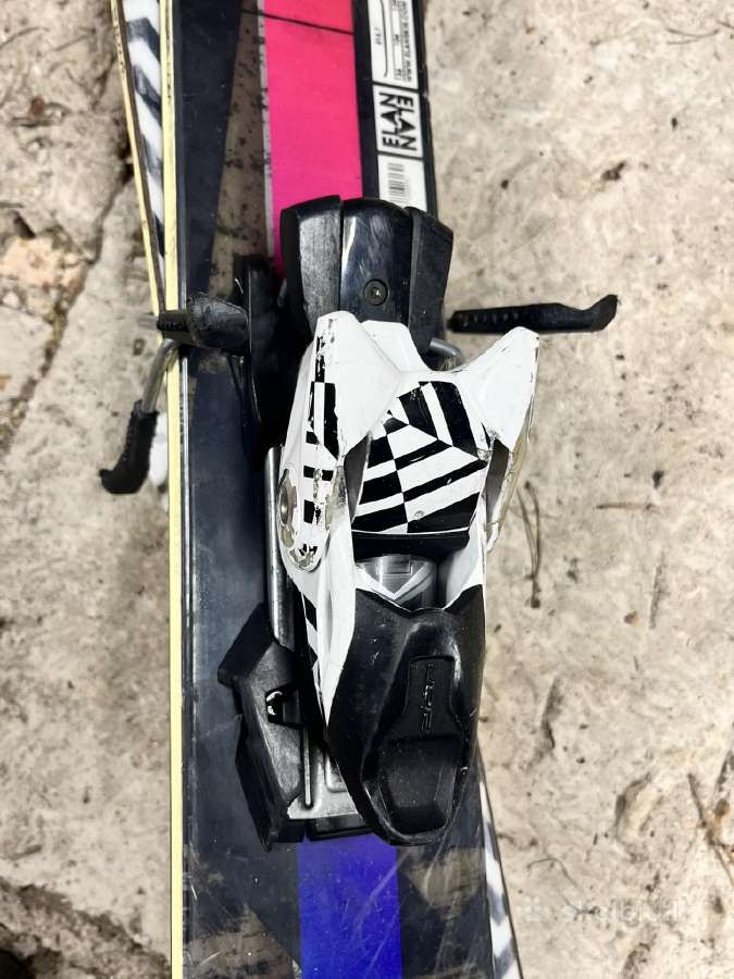 Elan Domino J38 slidės - nuotraukos Nr. 4