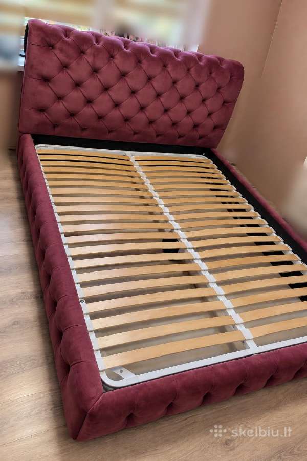 Veliūrinė "Chesterfield" stiliaus dvigulė lova - nuotraukos Nr. 2