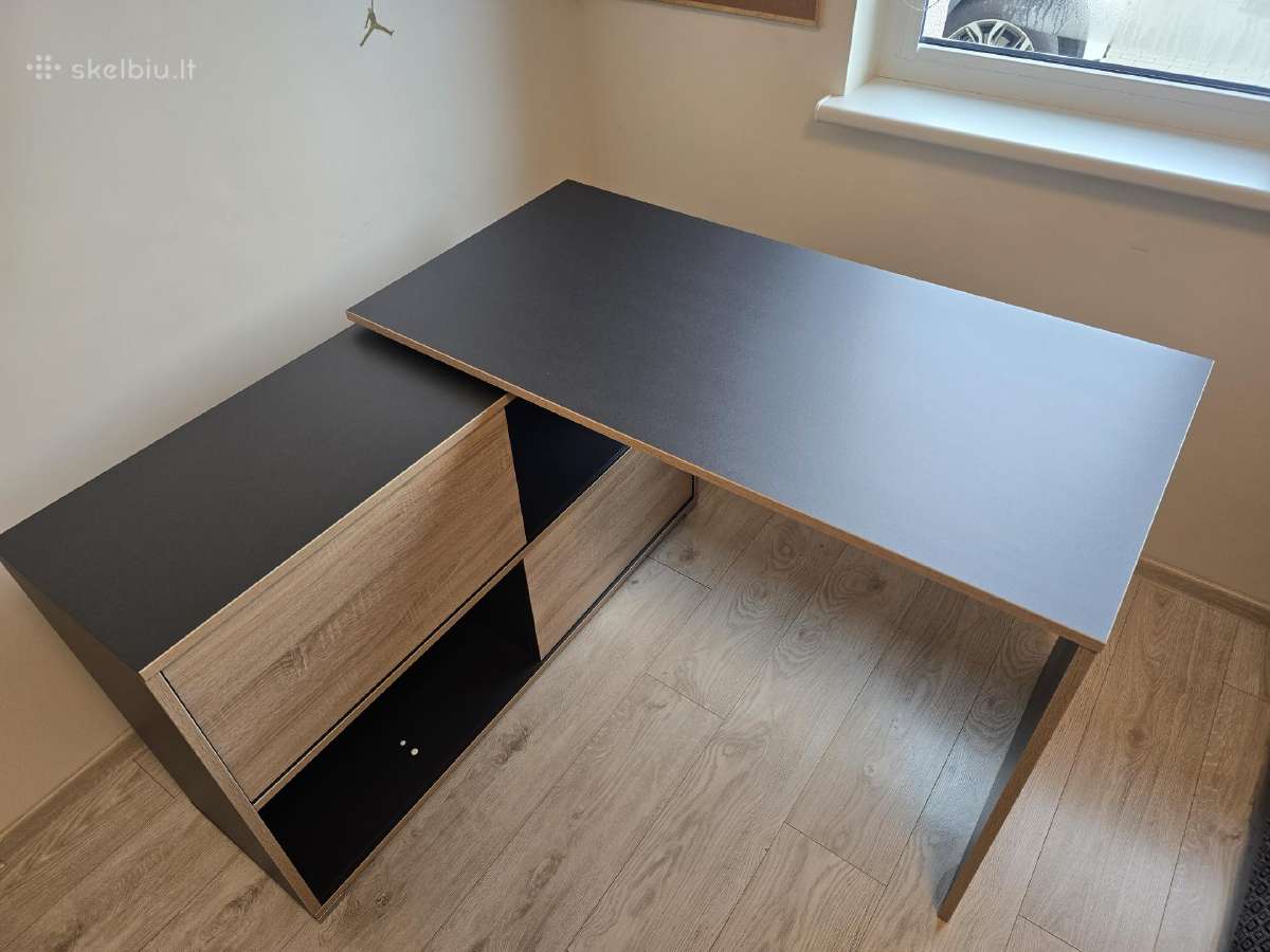 Modernus kampinis darbo / rašomasis stalas - nuotraukos Nr. 6