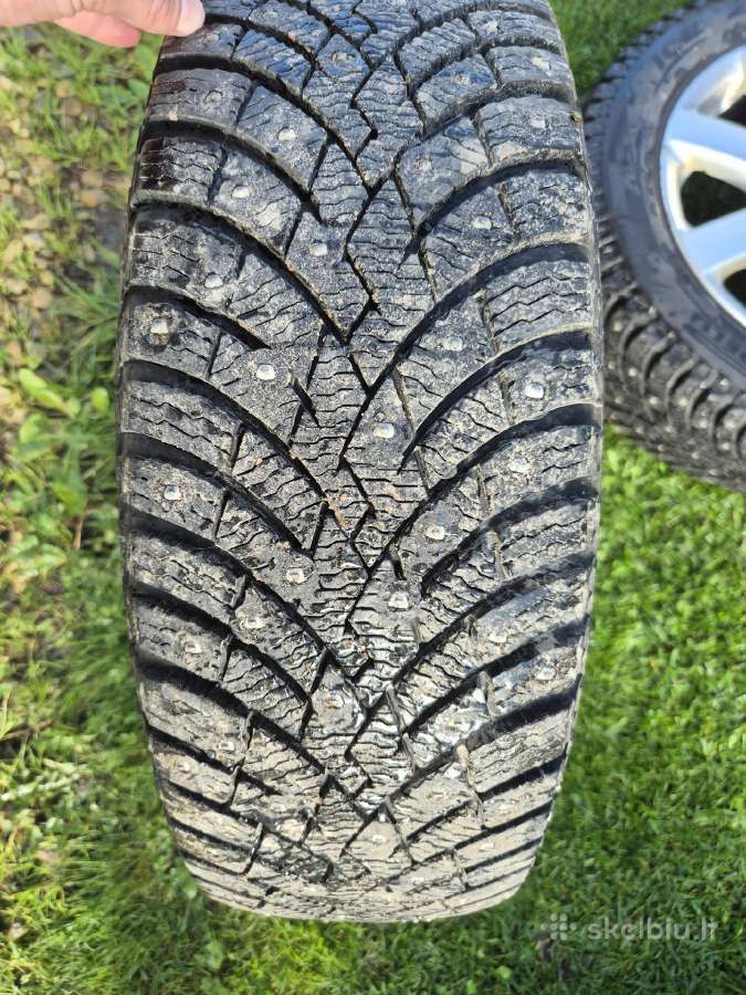 Padangos Pirelli 205/55 R16 su VW ratlankiais - nuotraukos Nr. 7