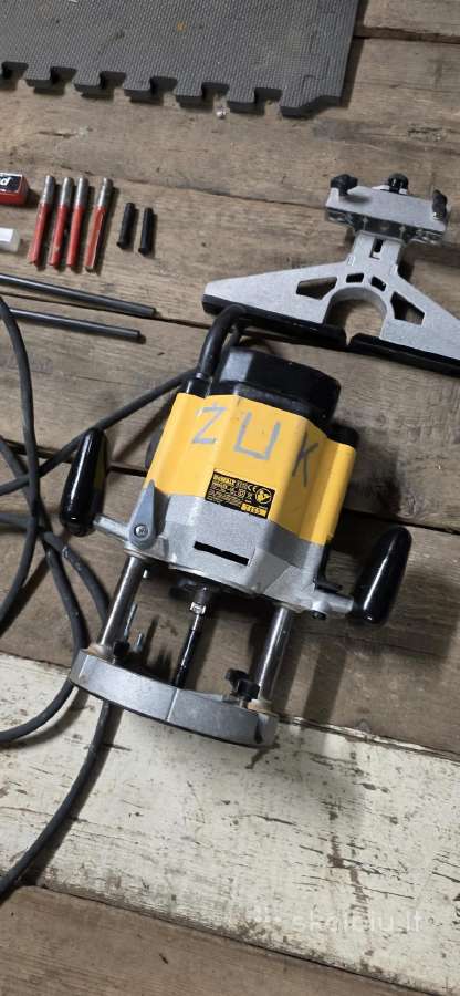 Profesionalus vertikalus frezeris Dewalt Dw625e - nuotraukos Nr. 5