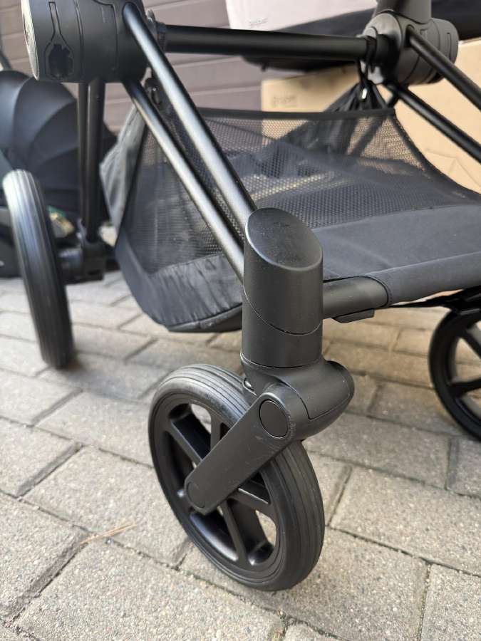 Cybex Priam V4 3in1, Jeremy Scott autokedute - nuotraukos Nr. 10