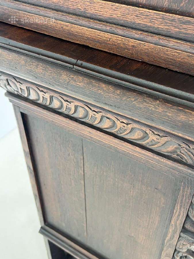 Ąžuolinis XIX a. pr. bufetas su vitražu - nuotraukos Nr. 17