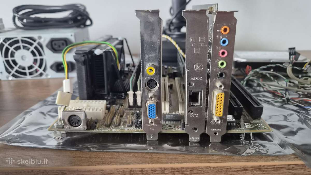 Diy retro Pc Intel Pentium 2 300 MHz - nuotraukos Nr. 13