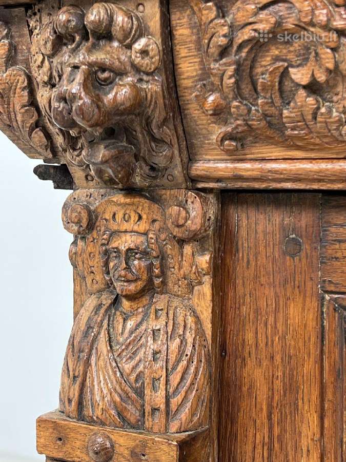 Ąžuolinė XIX a. pr. keturių durų komoda - nuotraukos Nr. 11