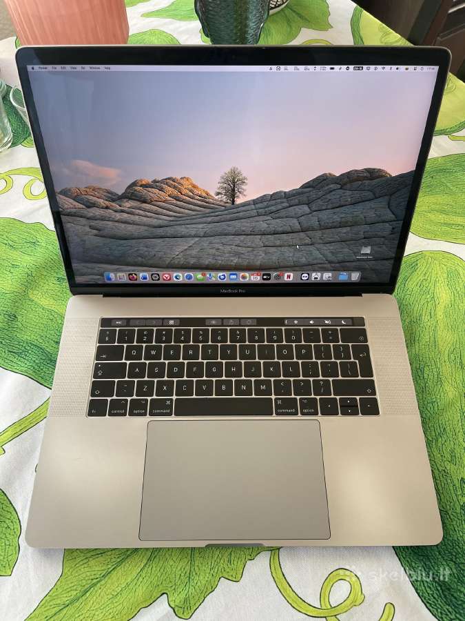 MacBook Pro 15 2016 i7/16/512, nauja baterija - nuotraukos Nr. 3