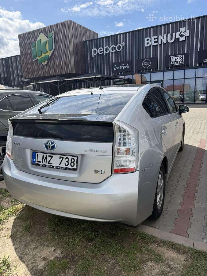 Parduodamas Toyota Prius III, 2009 m., 1.8 Hybrid - nuotraukos Nr. 2