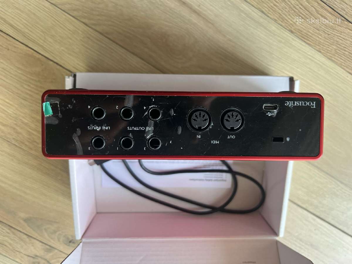 Focusrite scarlett 4i4 3rd gen - nuotraukos Nr. 2