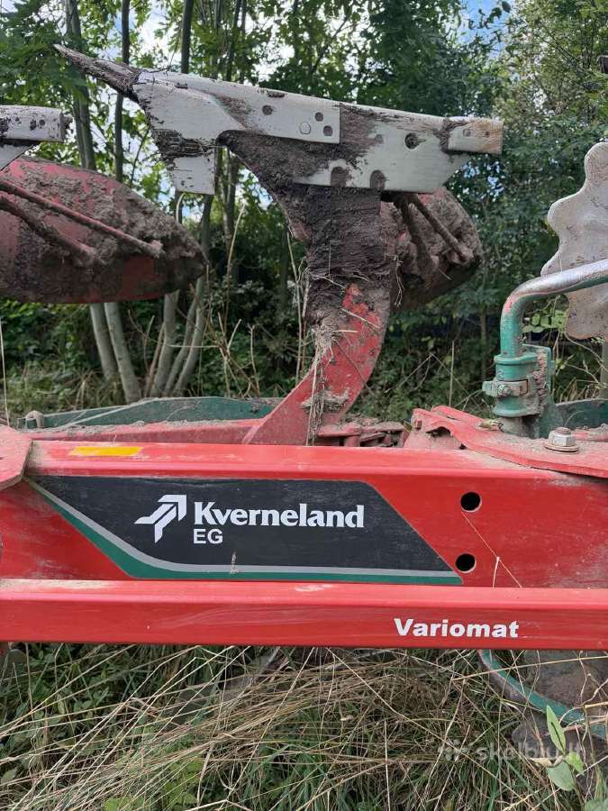 Plūgas Kverneland modelis Eg-100-300 5 korpusai - nuotraukos Nr. 4