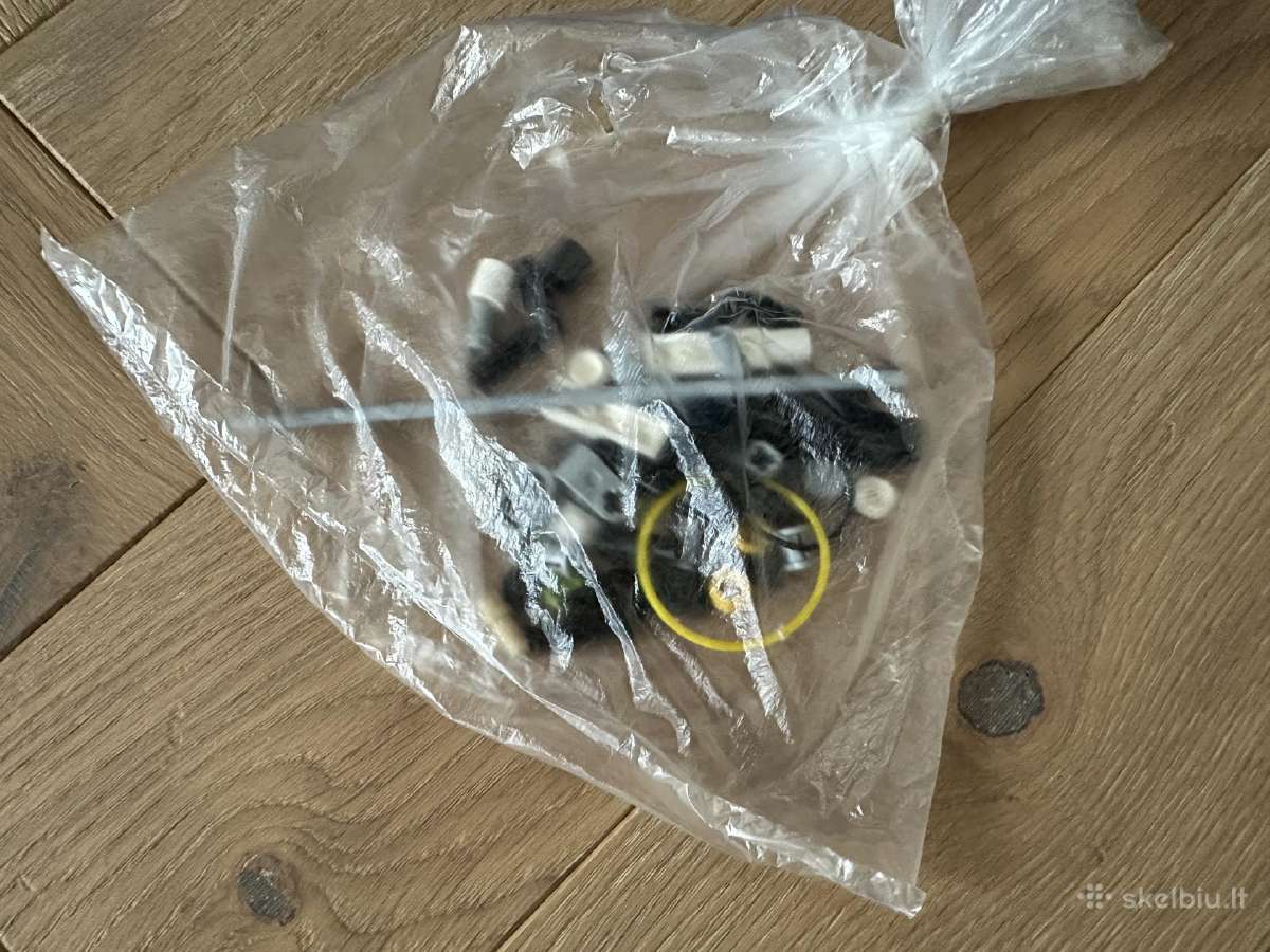 Lego Technic 42083 Bugatti Chiron - nuotraukos Nr. 13