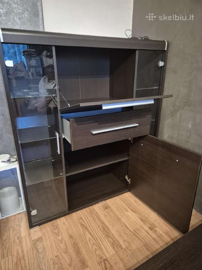 Indauja ir televizoriaus staliukas - nuotraukos Nr. 5