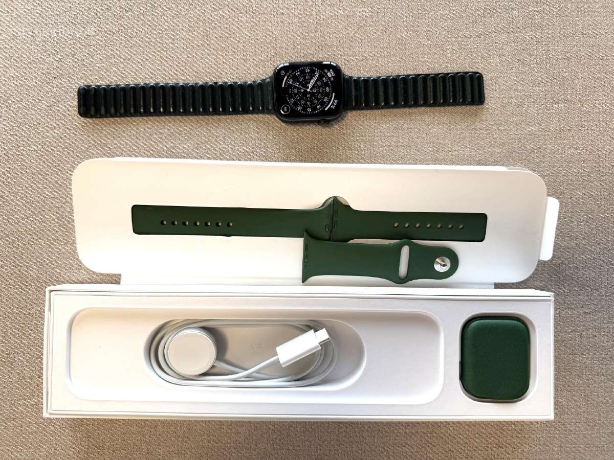 Apple Watch 7, 45 mm Green Aluminium and Ceramic - nuotraukos Nr. 5