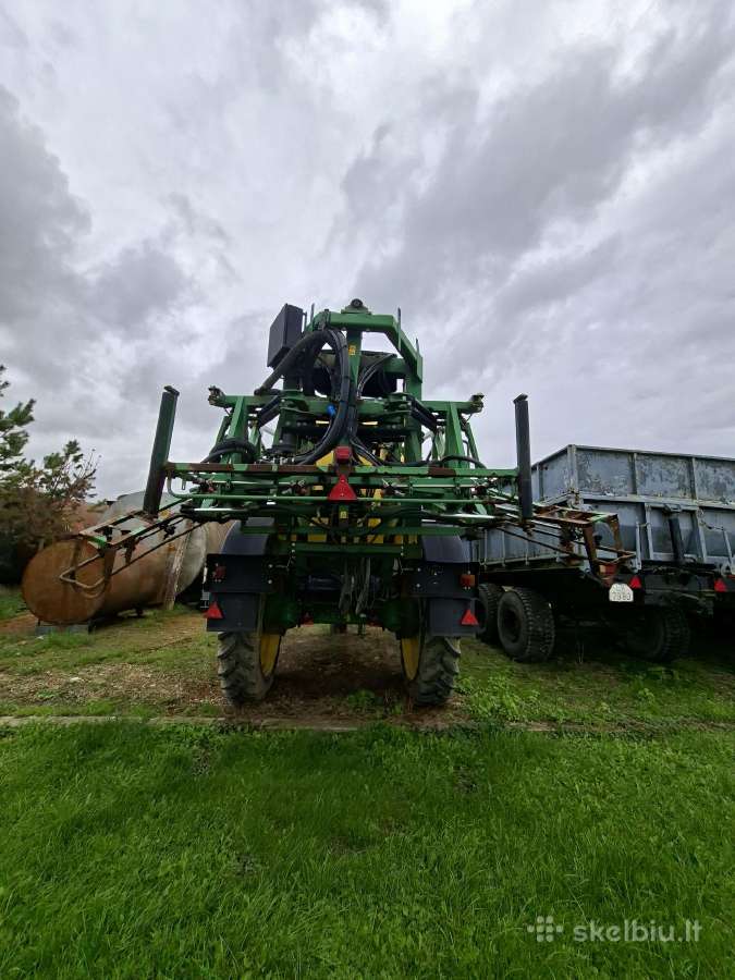 Purkštuvas John Deere 840i - nuotraukos Nr. 4