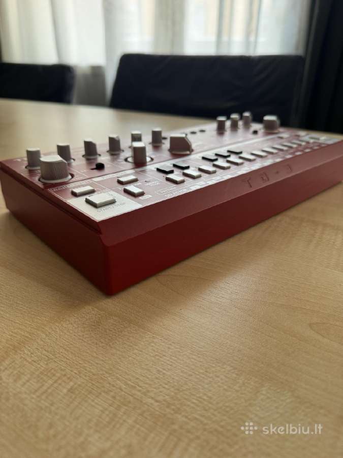 Behringer Td-3 (raudonos spalvos) - nuotraukos Nr. 3