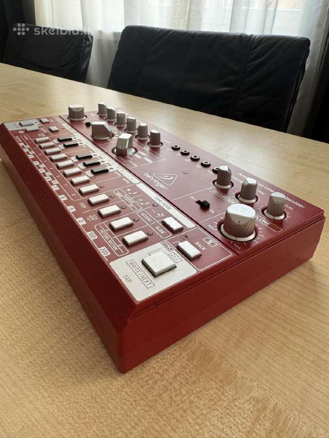 Behringer Td-3 (raudonos spalvos) - nuotraukos Nr. 4