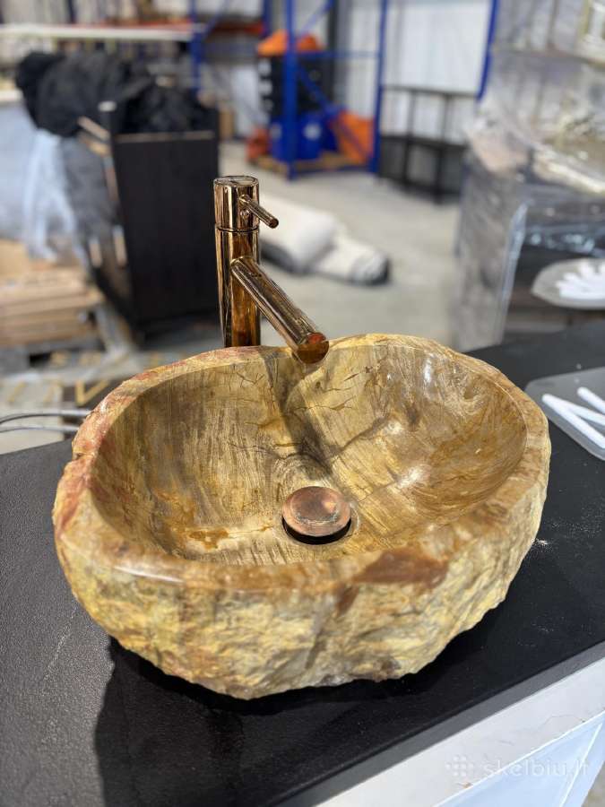 Suakmenėjusio medžio praustuvės - nuotraukos Nr. 3