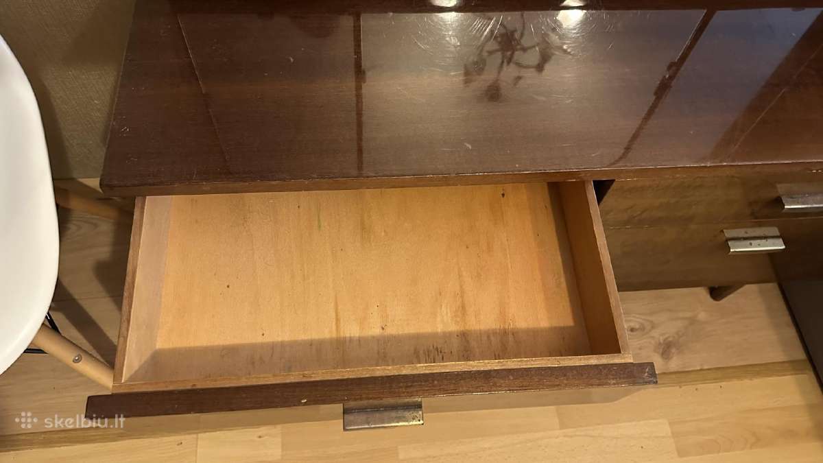 Komplektas: pastatomas veidrodis ir spintelė - nuotraukos Nr. 3