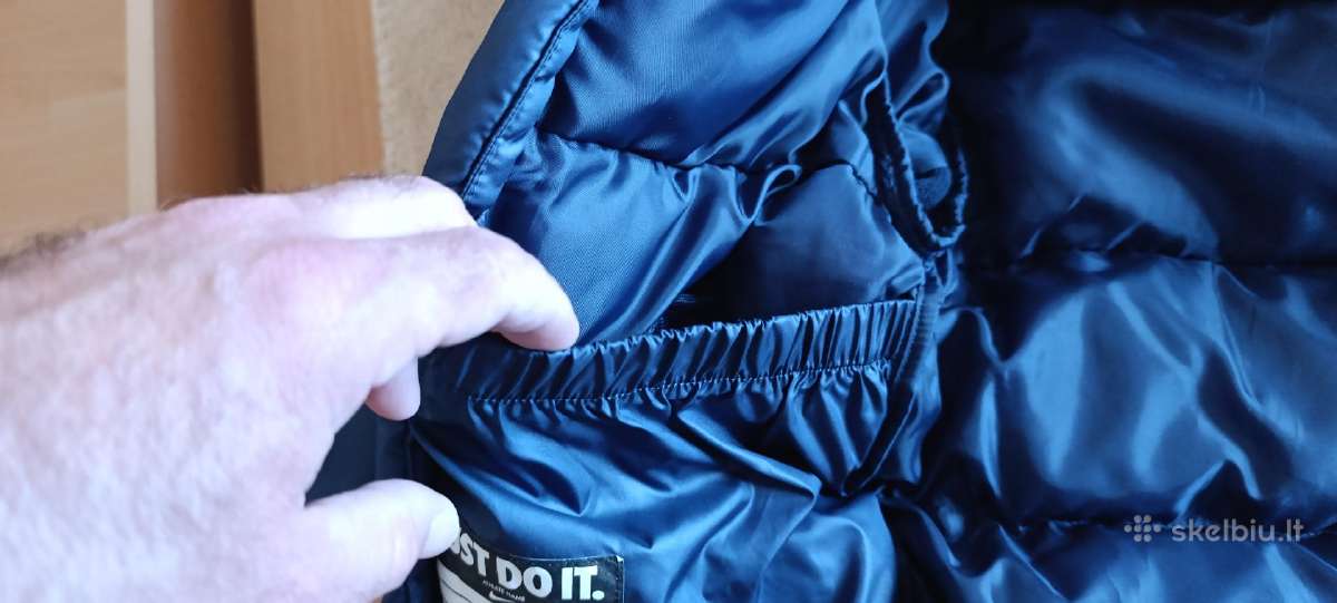 Nike berniukiška striukė 4-5 metų - nuotraukos Nr. 9