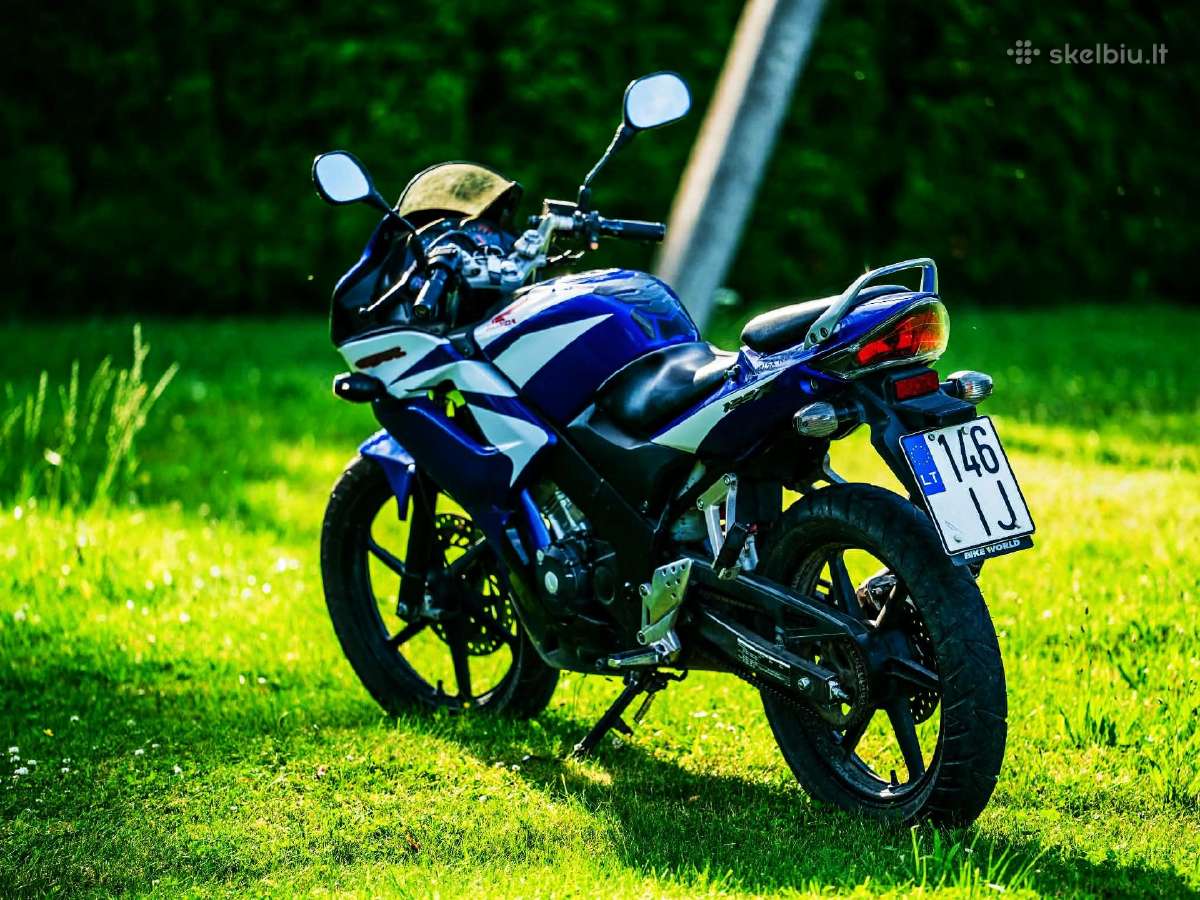 Parduodu Honda Cbr125r - nuotraukos Nr. 2