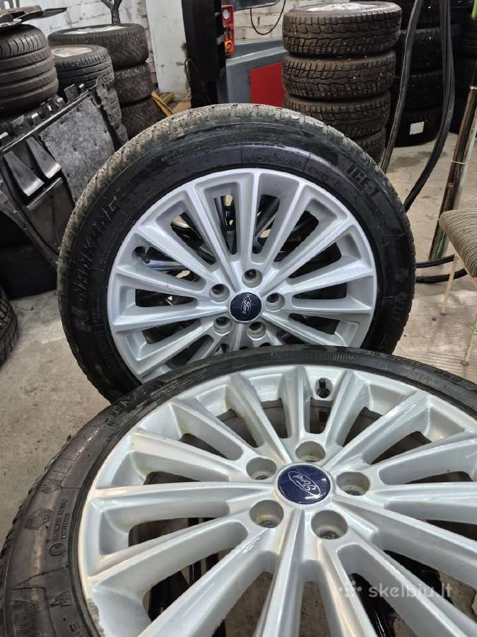 Ford r17 su zieminem padangom - nuotraukos Nr. 6