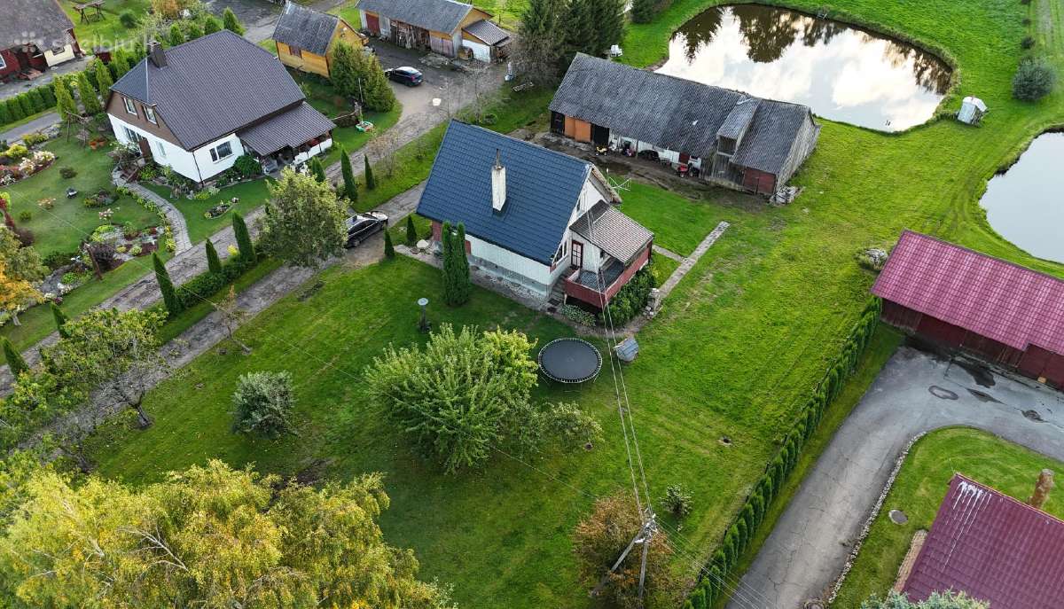 Namas ramioje gyvenvietėje ir kaiminystėje - nuotraukos Nr. 3