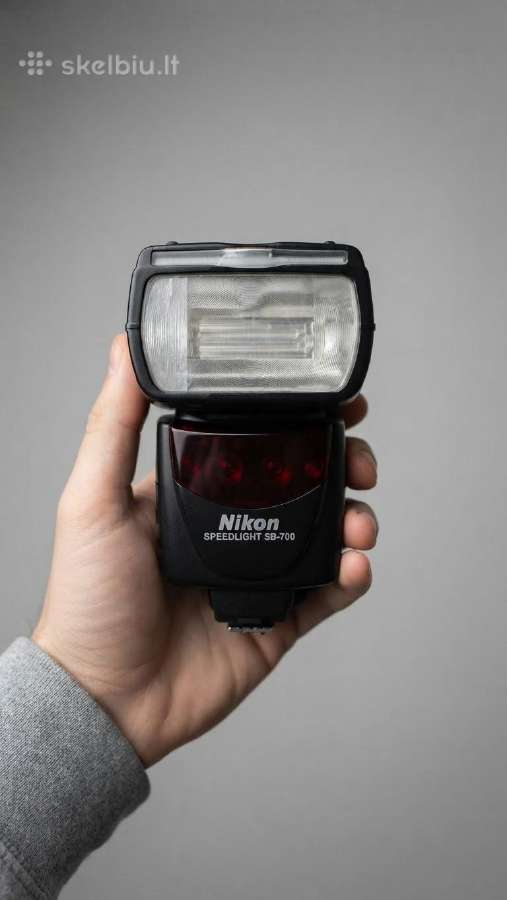 Legendinė Nikon SB-700 blykstė - nuotraukos Nr. 2