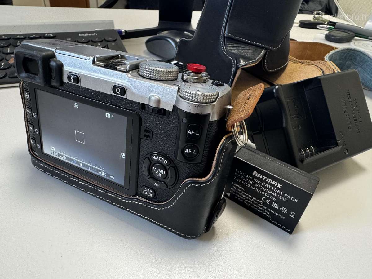 Fujifilm sisteminis fotoaparatas su priedais - nuotraukos Nr. 4