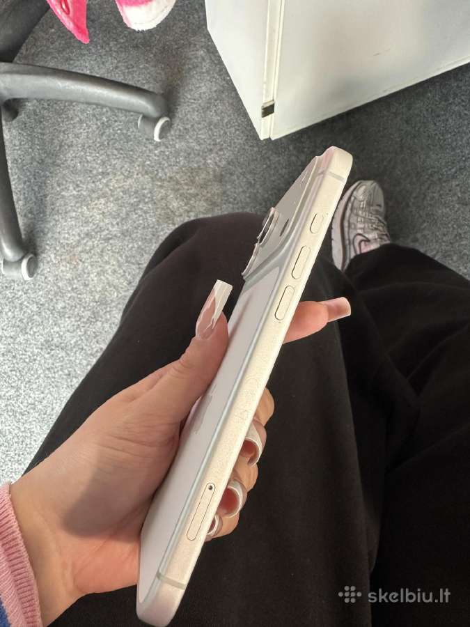 iPhone 17 pro max 256 GB Silver - nuotraukos Nr. 4