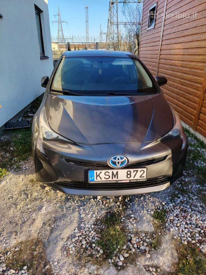 Tojota prius - nuotraukos Nr. 2