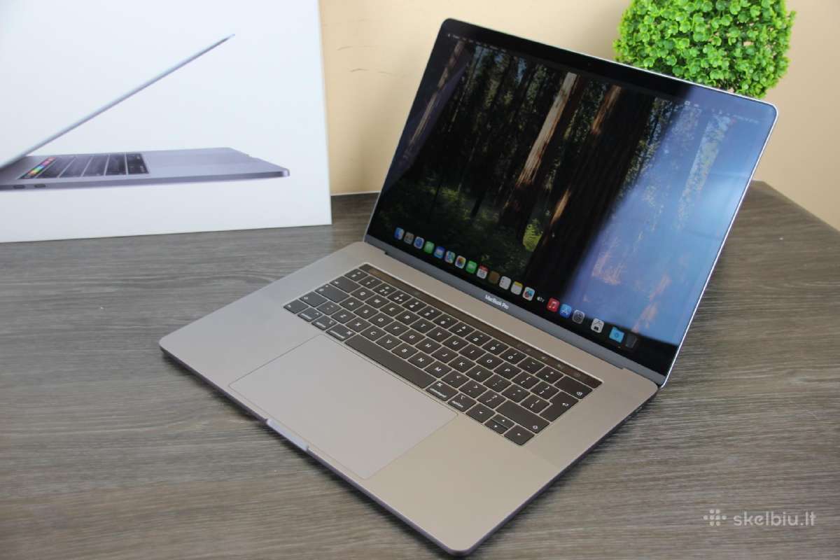 Apple MacBook Pro A1990 15,4 labai gera būklė - nuotraukos Nr. 3