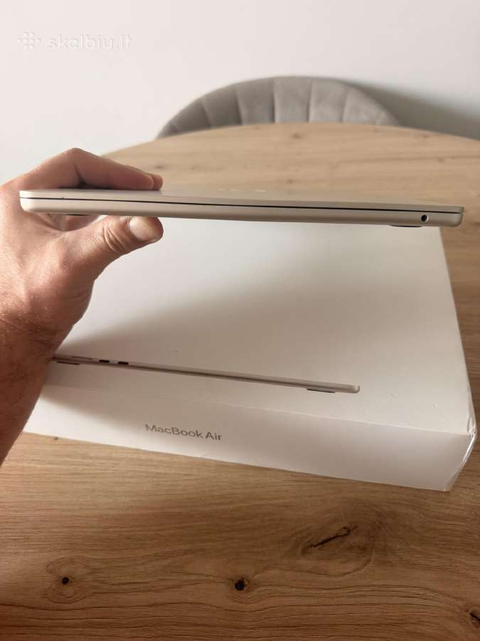 MacBook Air 15 m3 - nuotraukos Nr. 4