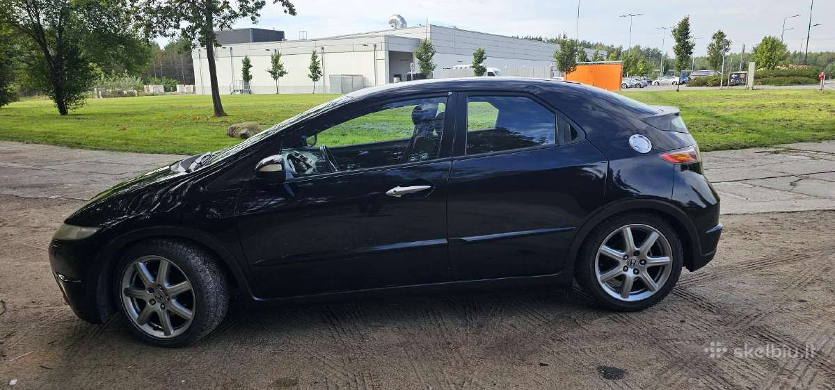 Honda Civic 8gen - nuotraukos Nr. 2