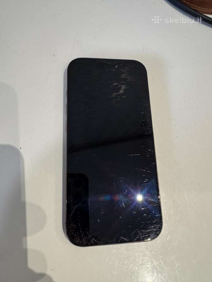 iPhone 16 pro auksinis, neįsijungia - nuotraukos Nr. 3