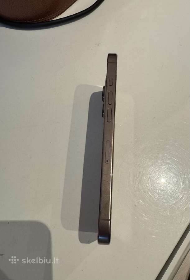 iPhone 16 pro auksinis, neįsijungia - nuotraukos Nr. 8