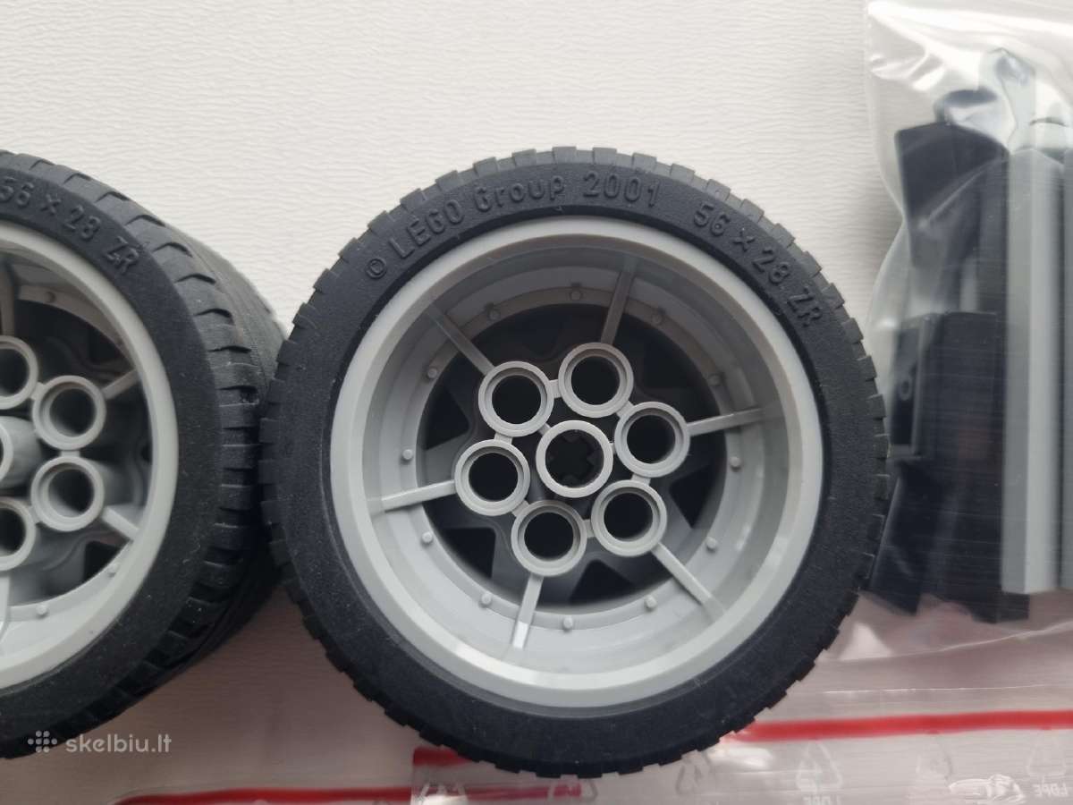 Lego Technic 42111 - nuotraukos Nr. 3
