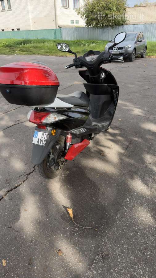 Parduodu elektrinį motorolerį - nuotraukos Nr. 2