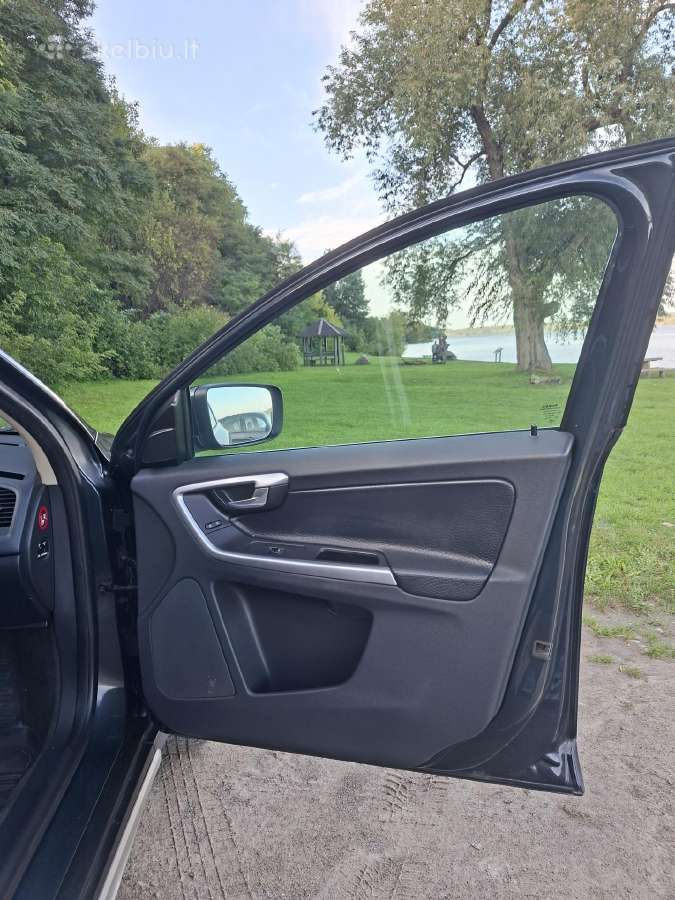 Parduodu tvarkyngą Volvą XC60 - nuotraukos Nr. 7