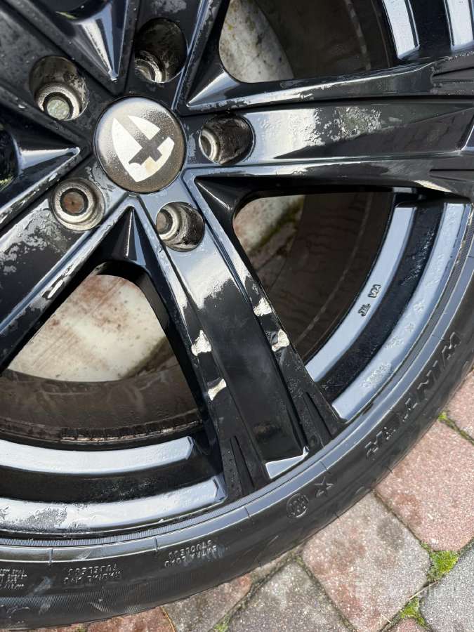 Bmw X5 G05 R20 275/45 Pirelli žieminiai - nuotraukos Nr. 4