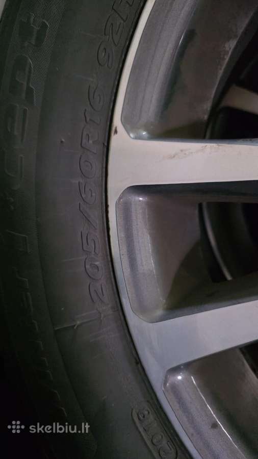 Toyota Avensis R16 ratlankiai su padangomis - nuotraukos Nr. 2