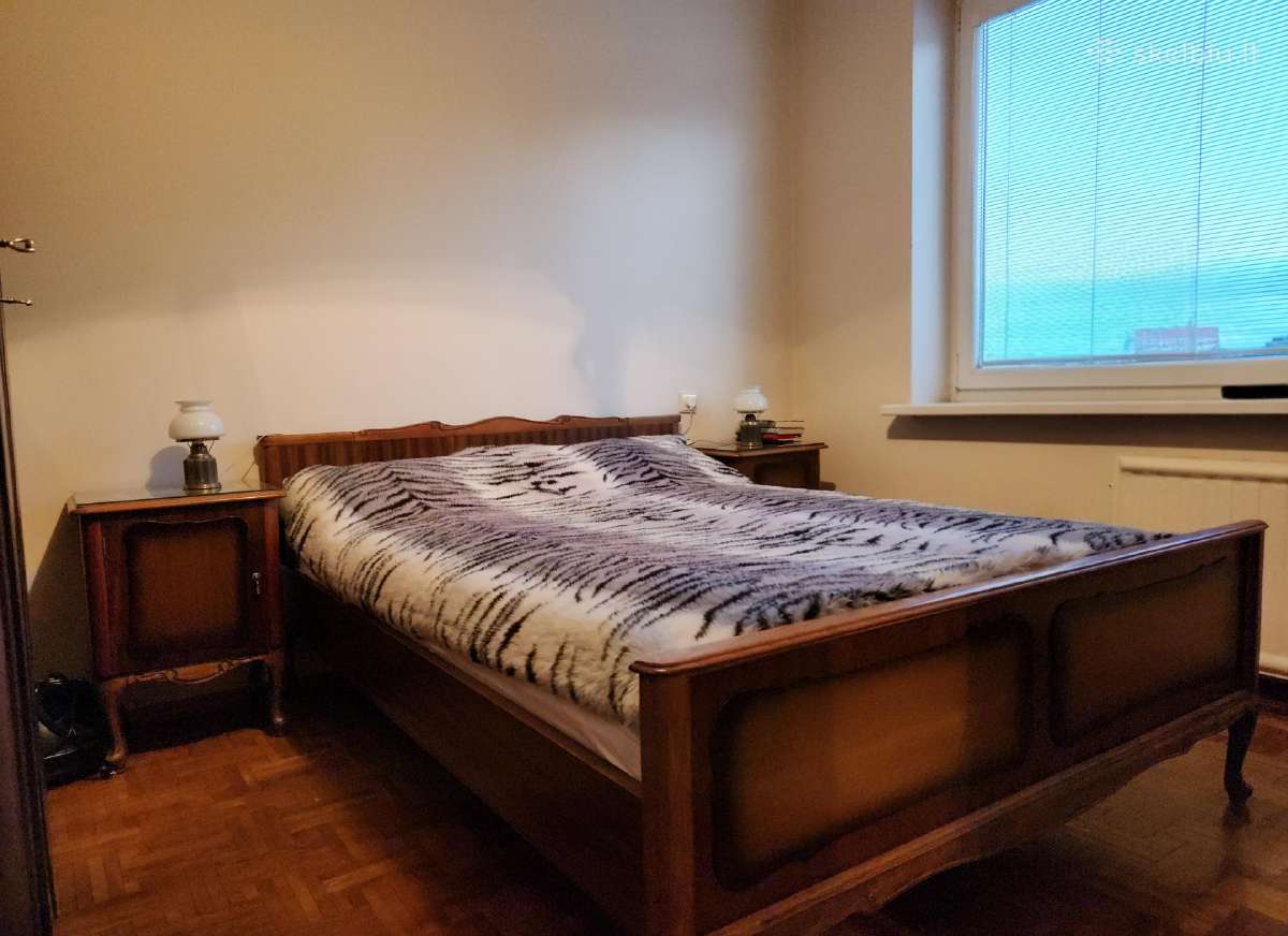 Vintažinis Miegamojo Baldų Komplektas - nuotraukos Nr. 3
