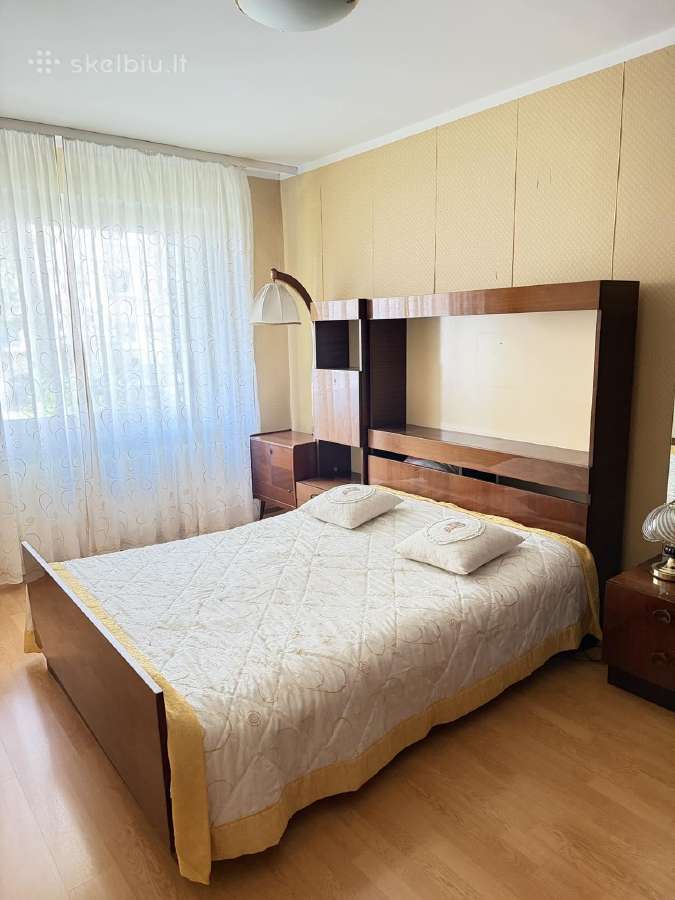 Dėvėtas miegamojo baldų komplektas - nuotraukos Nr. 6