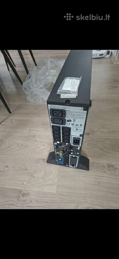 Naujas Apc smart ups rt 3000 su dviem baterijomis - nuotraukos Nr. 4