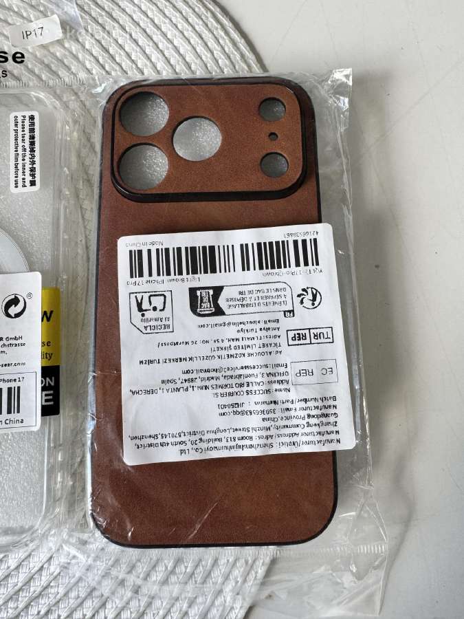 iPhone 17 Pro, 17 Pro Max nauji deklai su magsafe - nuotraukos Nr. 4