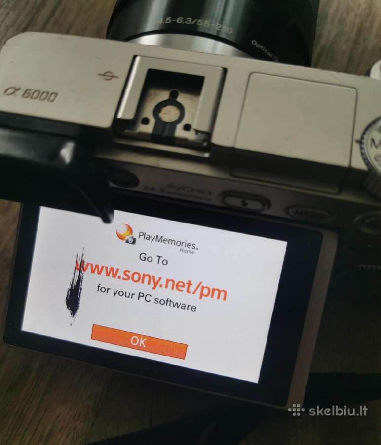 Sidabrinis Sony a6000 su objektyvu - nuotraukos Nr. 8
