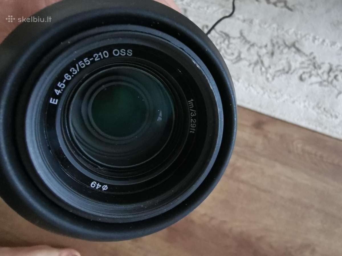 Sidabrinis Sony a6000 su objektyvu - nuotraukos Nr. 9